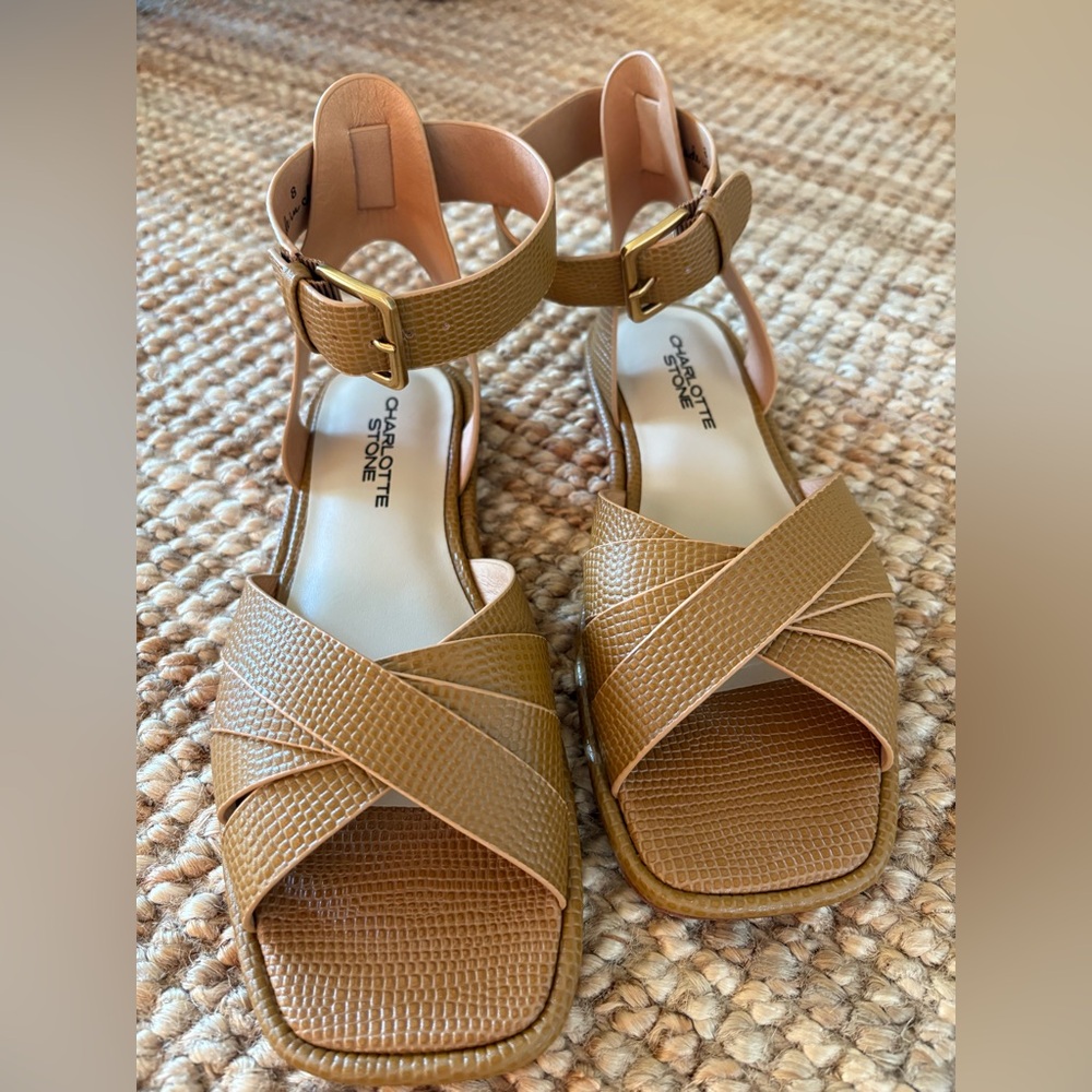 NIB Charlotte Stone Mirena Sandals